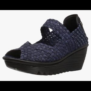 Bernie Mev Halle Navy Blue Wedge Shoes - SUPER comfortable! Memory foam